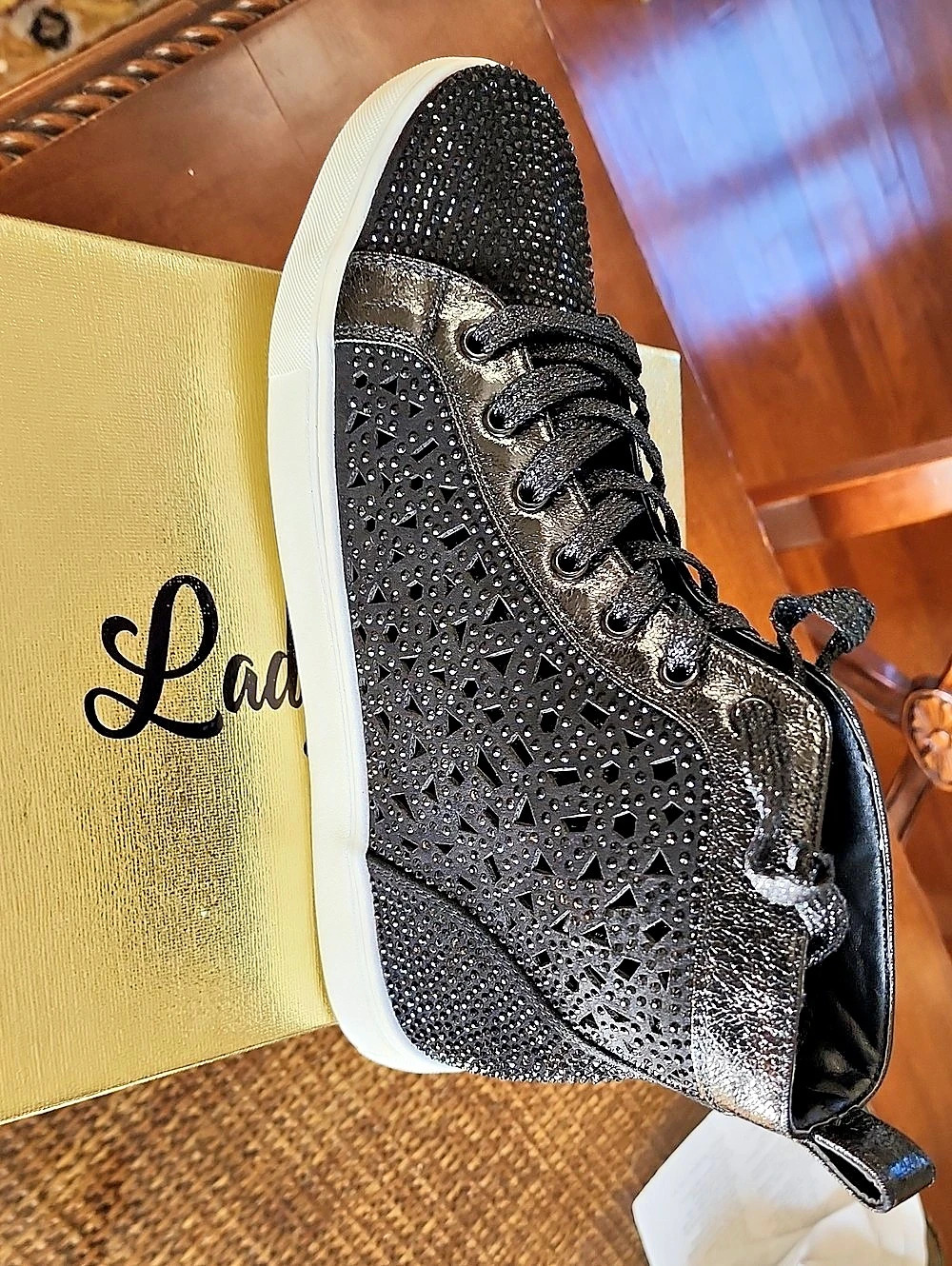 Lady Couture Women's Black- Good Condition Geometric Sneakers Like New